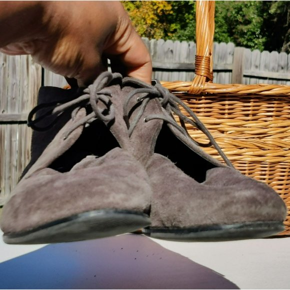 Franco Sarto Lace Up Ankle Booties 8M Gray Suede - Picture 8 of 11